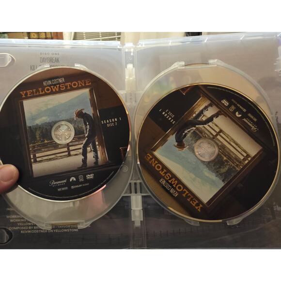 Yellowstone Season 1 DVD - Picture 4 of 5